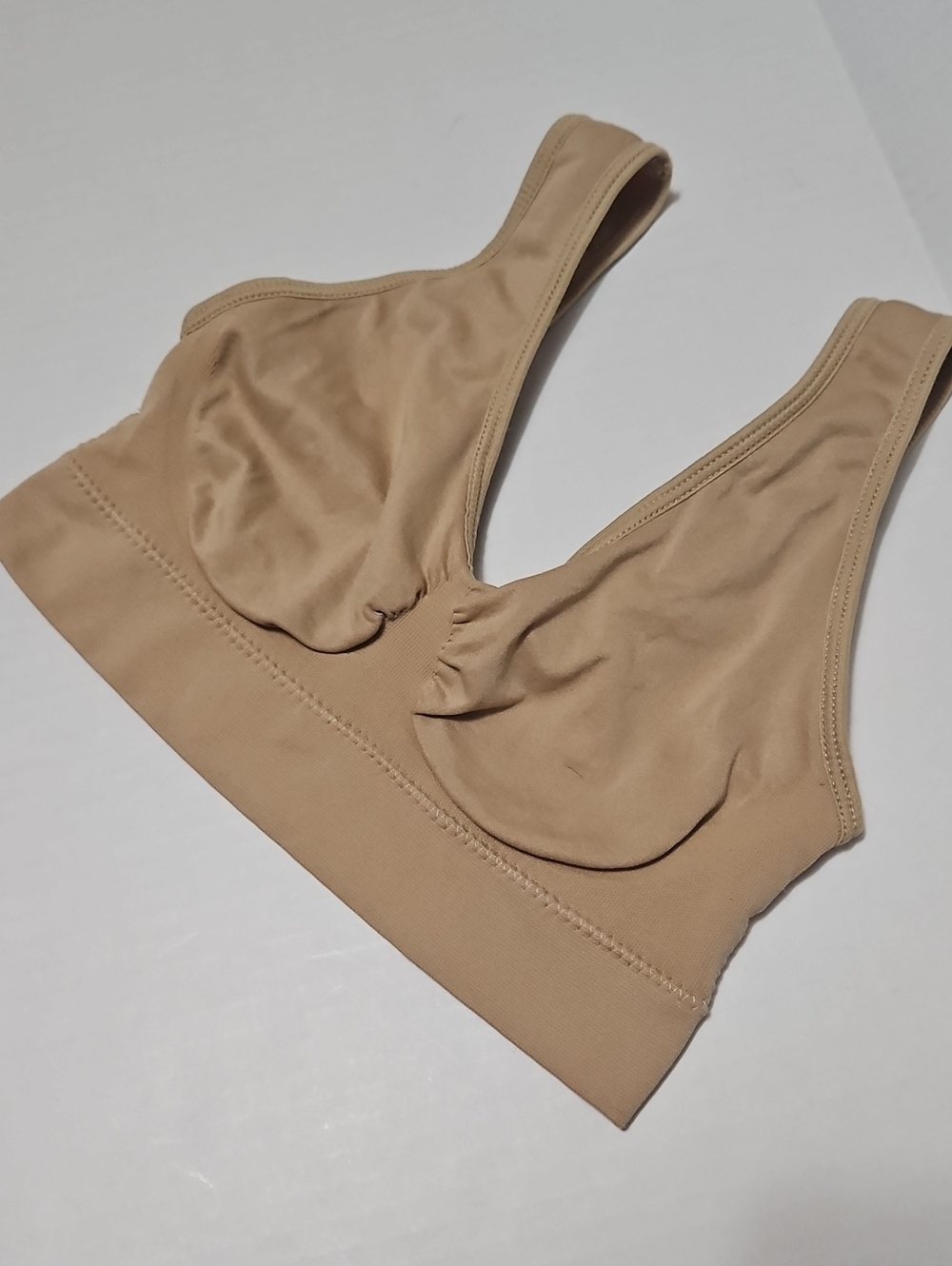 Genie Bra Seamless Pull Over Nude Wireless Bralette - Women Tops Size M